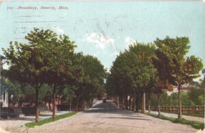 Hand-colored postcard of Broadway in Beverly